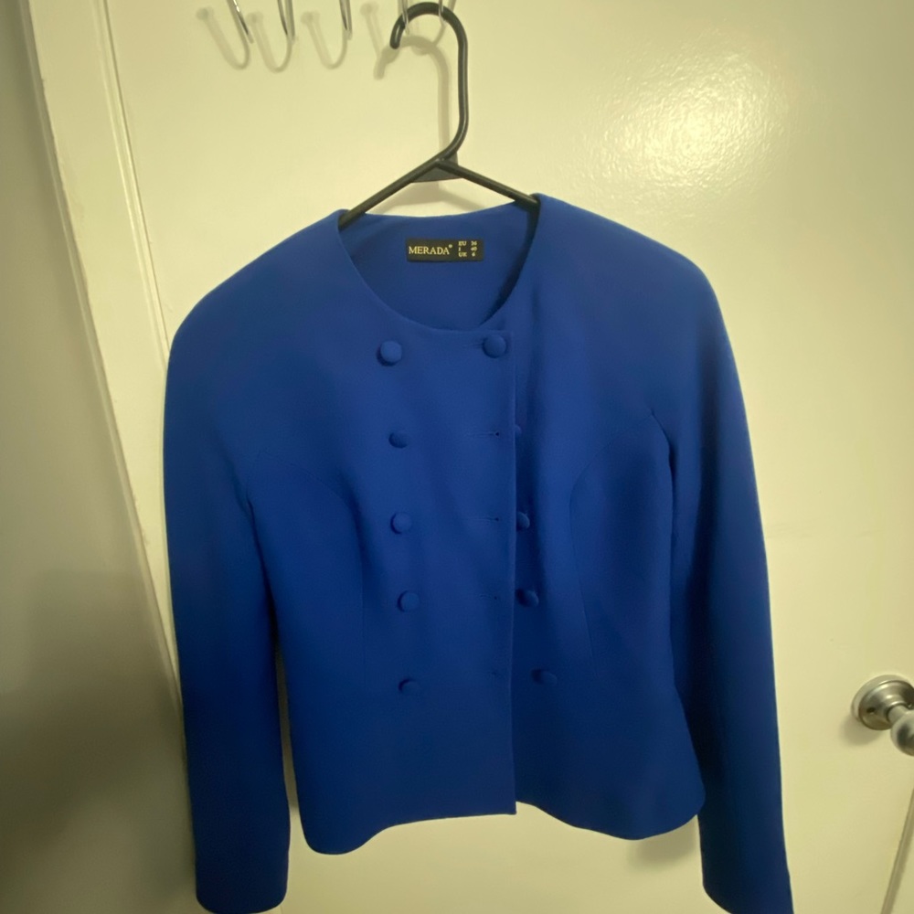 Blazer - Picture 2 of 3